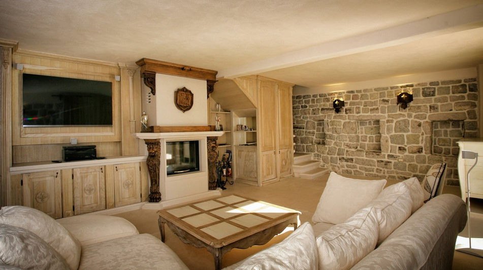 Дом площадью 494 кв.м. с видом на море, лот 1004