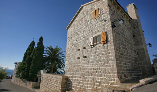 Дом площадью 494 кв.м. с видом на море, лот 1004