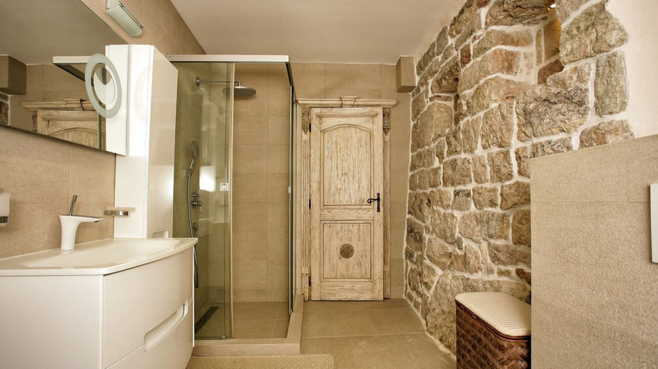 Дом площадью 494 кв.м. с видом на море, лот 1004