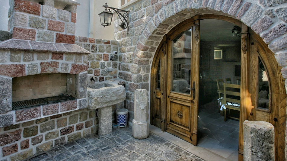 Дом площадью 494 кв.м. с видом на море, лот 1004