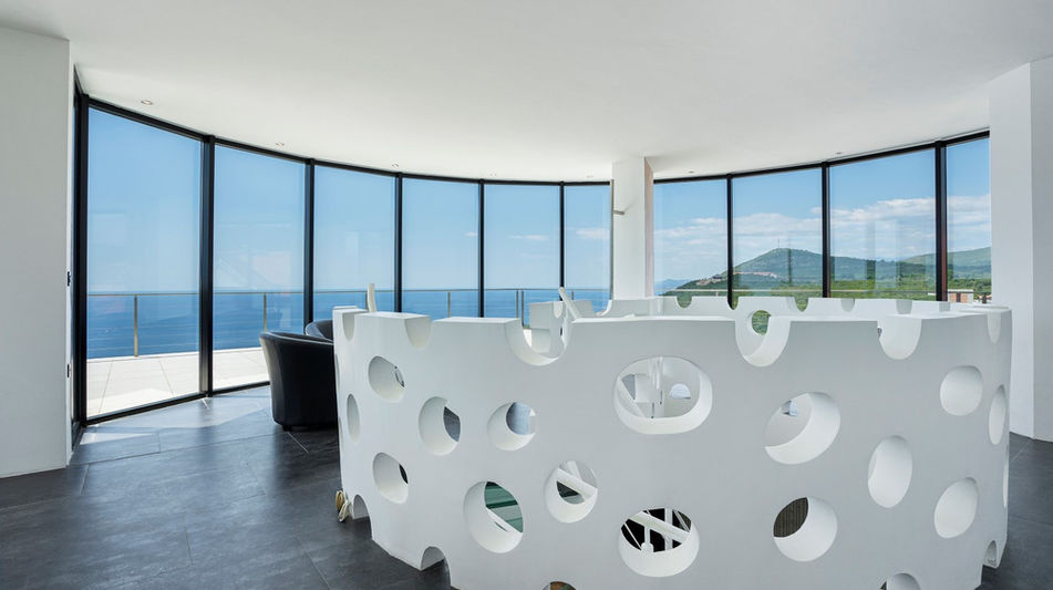 Дом площадью 1150 кв.м. с видом на море, лот 1016