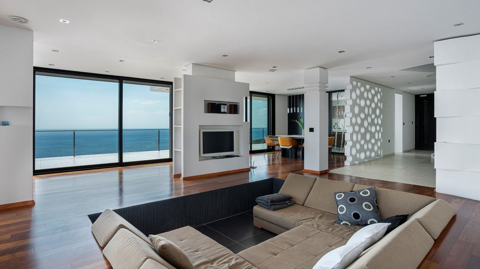 Дом площадью 1150 кв.м. с видом на море, лот 1016