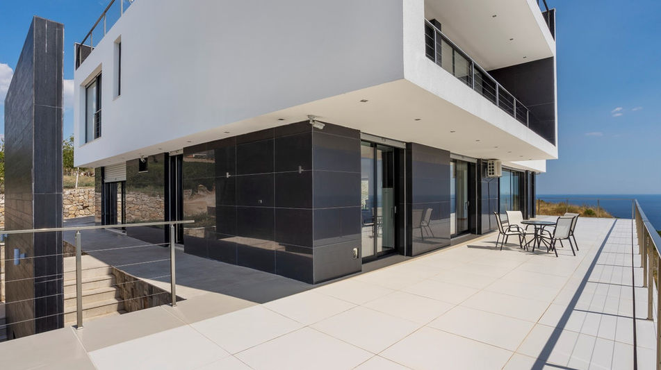 Дом площадью 1150 кв.м. с видом на море, лот 1016