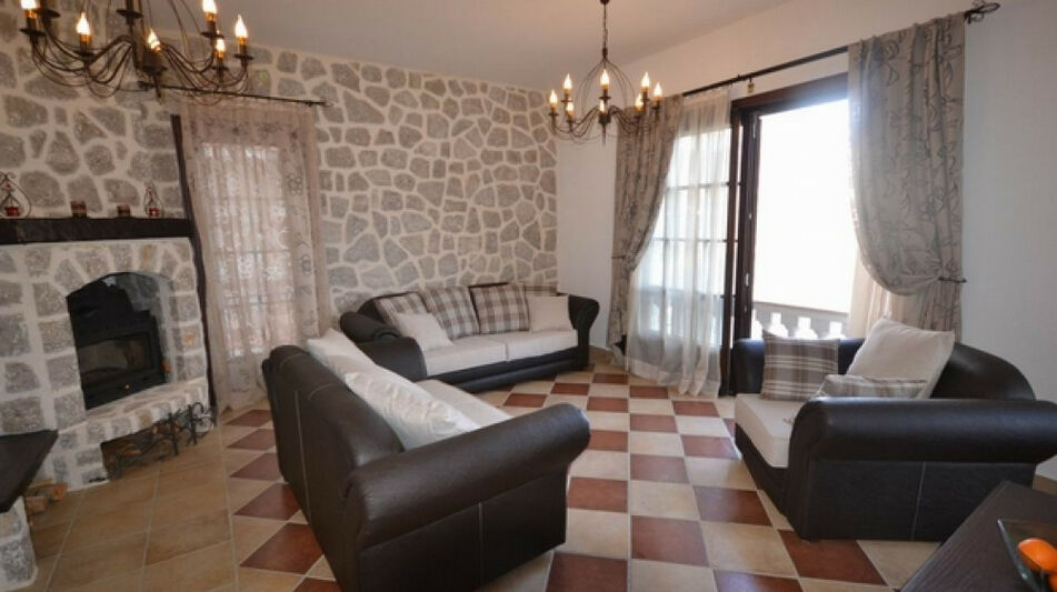 Дом площадью 235 кв.м. с видом на море, лот 1030