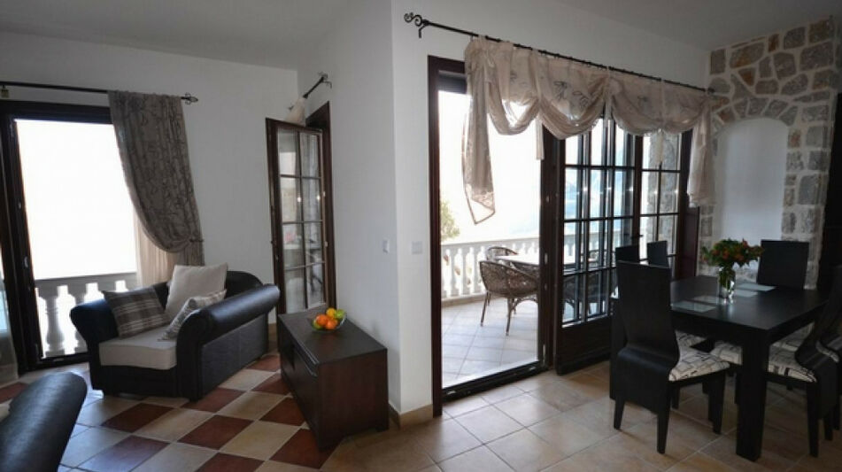 Дом площадью 235 кв.м. с видом на море, лот 1030