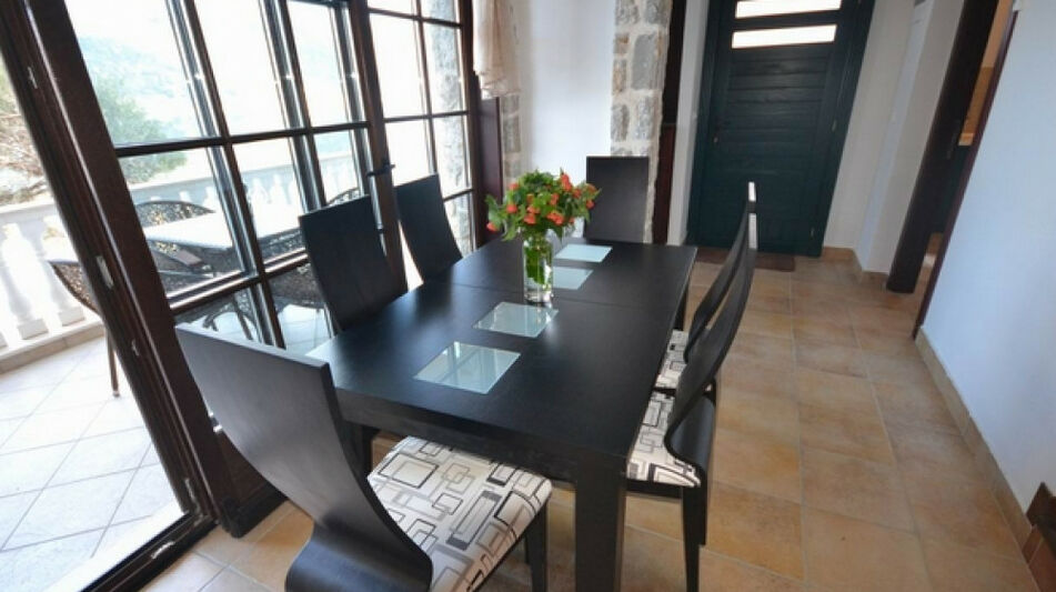 Дом площадью 235 кв.м. с видом на море, лот 1030