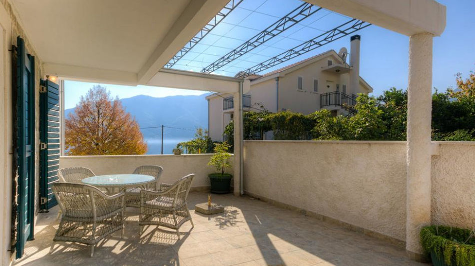 Дом площадью 380 кв.м. с видом на море, лот 1058