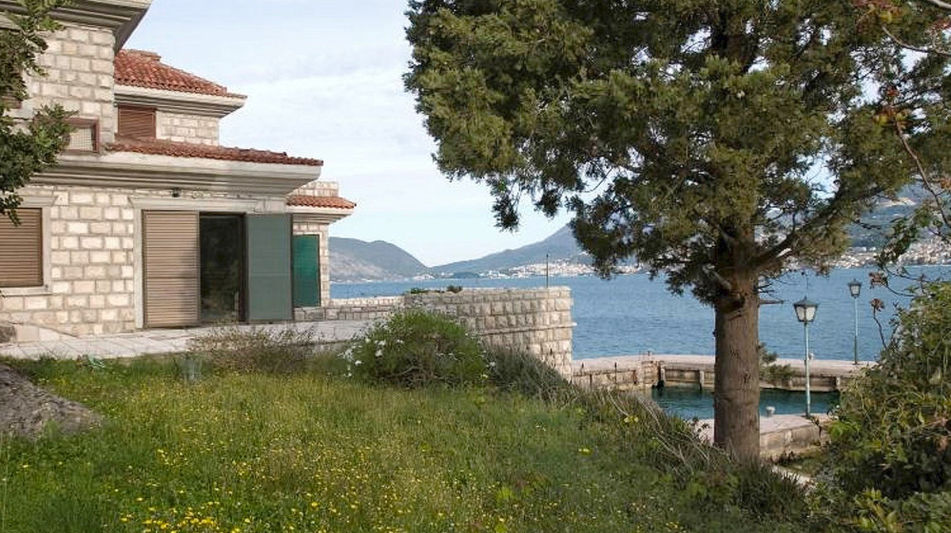 Дом площадью 350 кв.м. с видом на море, лот 1071