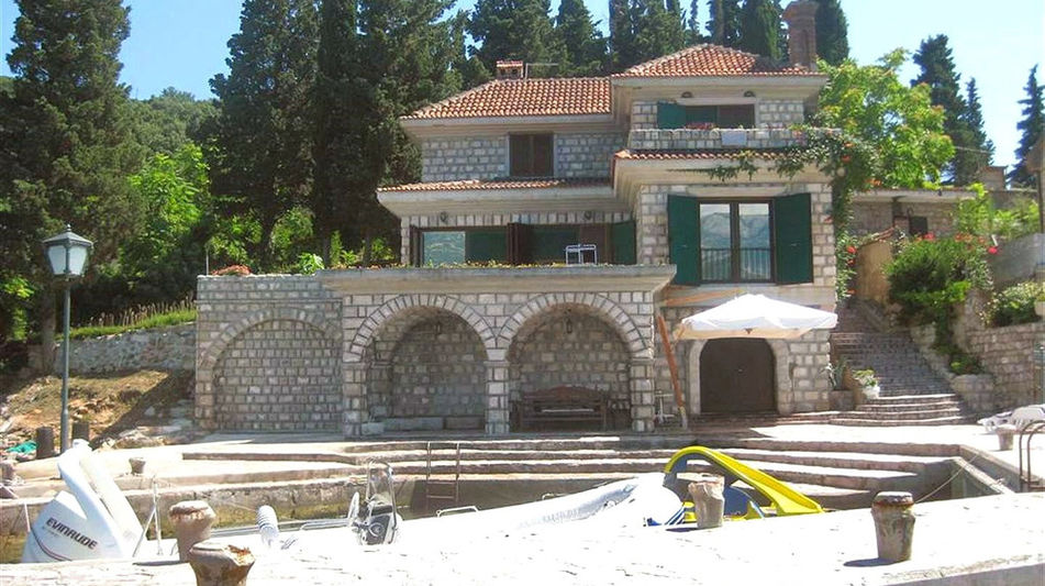 Дом площадью 350 кв.м. с видом на море, лот 1071