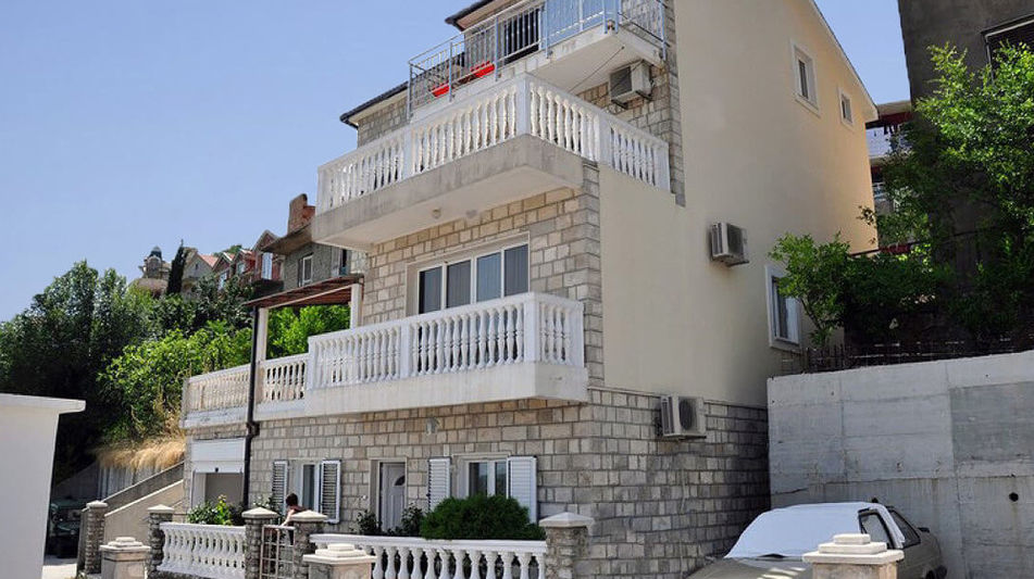 Дом площадью 320 кв.м. с видом на море, лот 1075