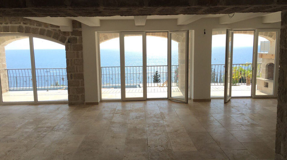 Дом площадью 450 кв.м. с видом на море, лот 1211