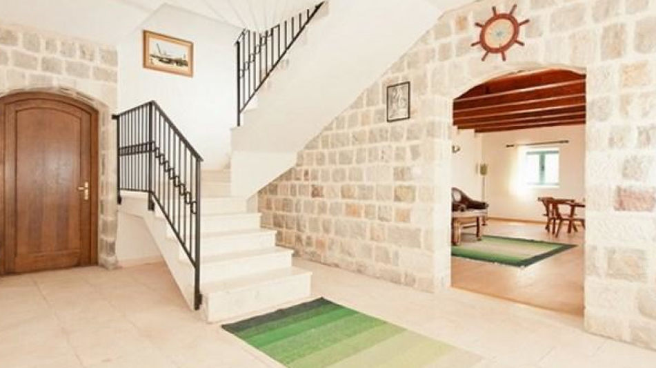 Дом площадью 350 кв.м. с видом на море, лот 1215