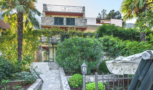 Дом площадью 215 кв.м. с видом на море, лот 1219