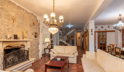 Дом площадью 530 кв.м. с видом на море, лот 1233