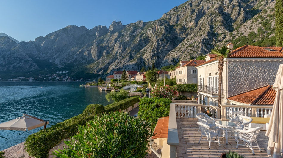 Дом площадью 530 кв.м. с видом на море, лот 1233