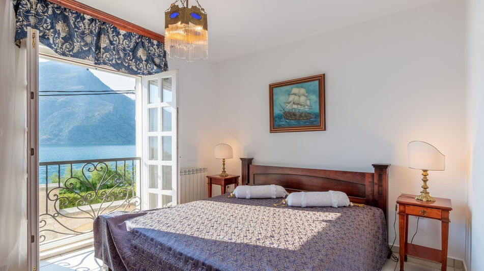 Дом площадью 530 кв.м. с видом на море, лот 1233