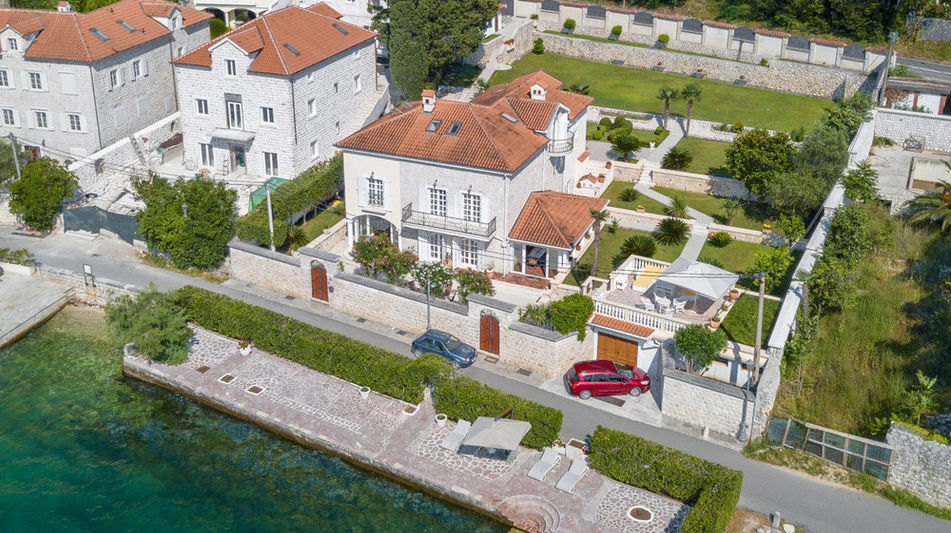 Дом площадью 530 кв.м. с видом на море, лот 1233