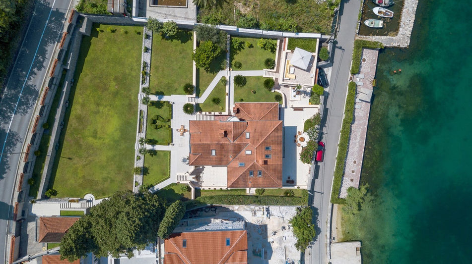 Дом площадью 530 кв.м. с видом на море, лот 1233