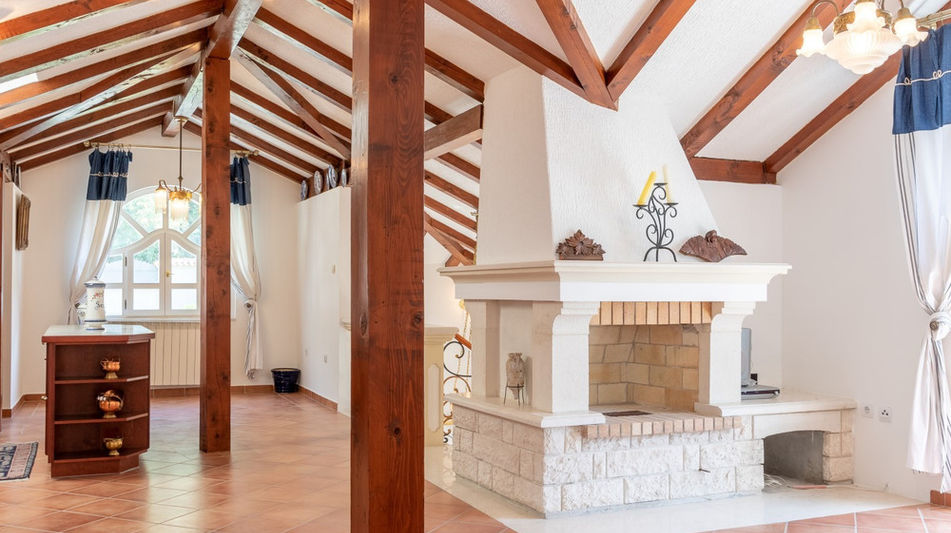 Дом площадью 530 кв.м. с видом на море, лот 1233