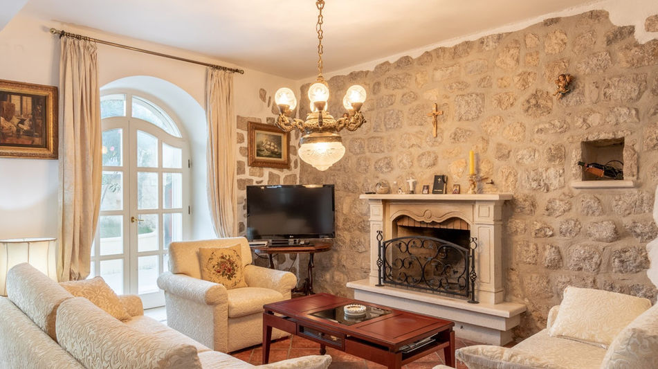 Дом площадью 530 кв.м. с видом на море, лот 1233