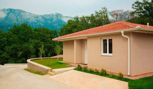 Дом площадью 1200 кв.м. с видом на море, лот 1310