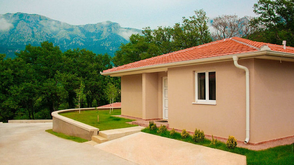 Дом площадью 1200 кв.м. с видом на море, лот 1310