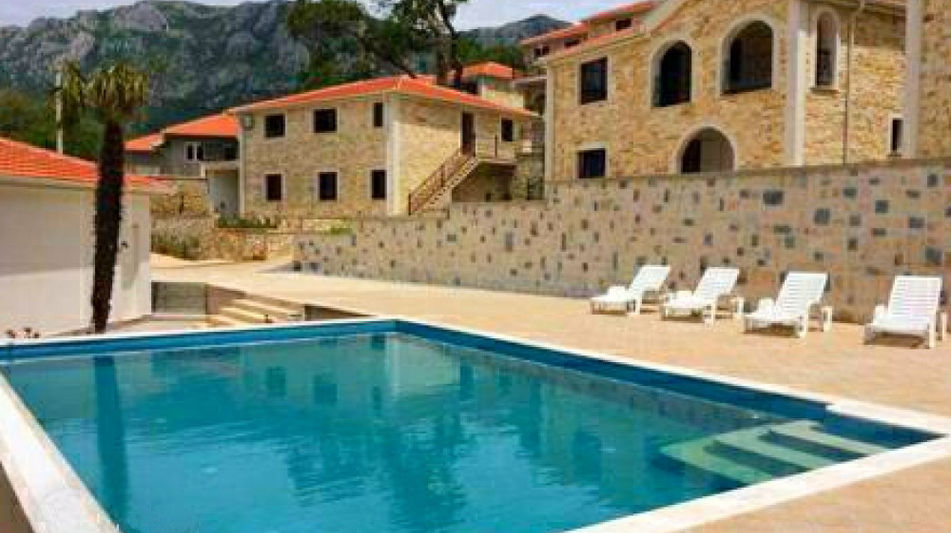 Дом площадью 1200 кв.м. с видом на море, лот 1310