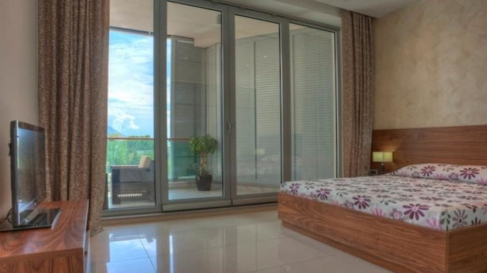 Квартира площадью 95 кв.м. с видом на море, лот 160