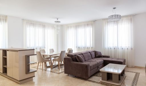 Квартира площадью 94 кв.м. с видом на море, лот 234