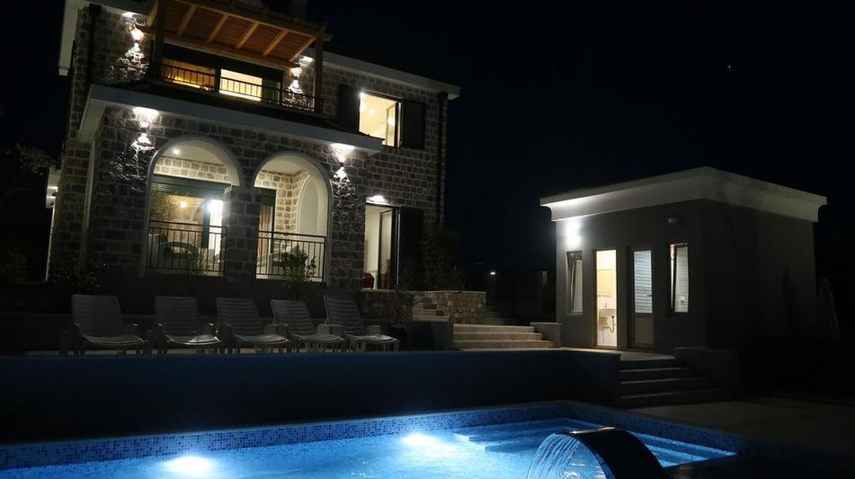 Дом площадью 335 кв.м. с видом на море, лот 515