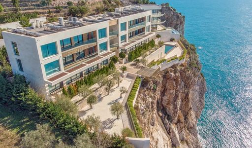 Квартира площадью 152 кв.м. с видом на море, лот 533