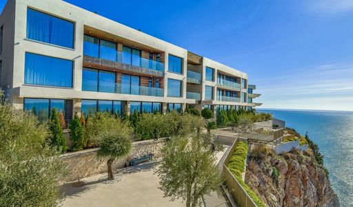 Квартира площадью 152 кв.м. с видом на море, лот 533