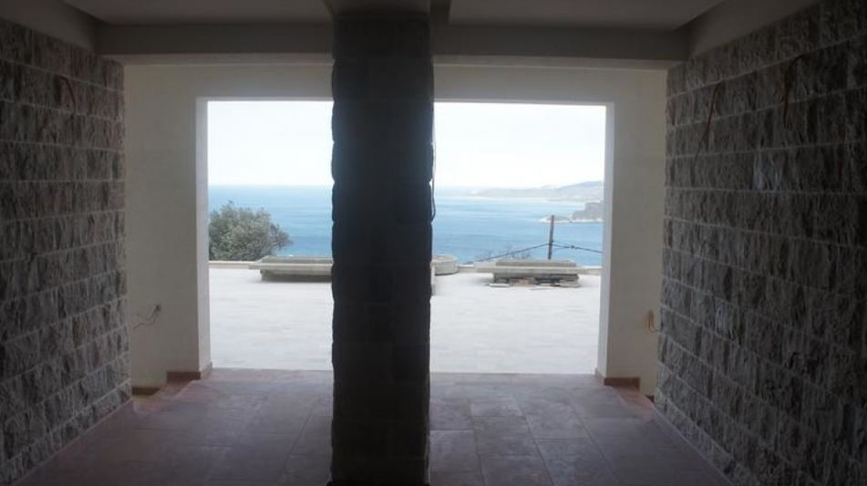 Дом площадью 1400 кв.м. с видом на море, лот 539