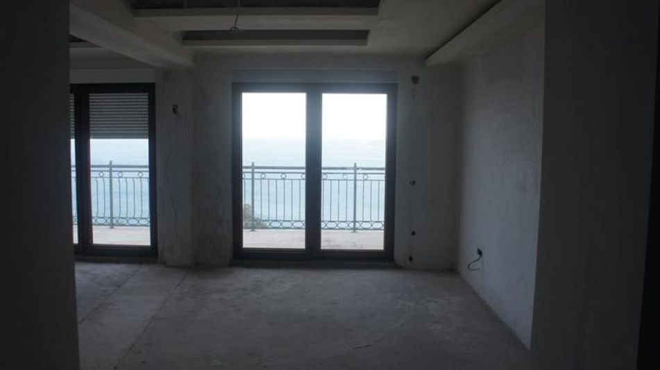 Дом площадью 1400 кв.м. с видом на море, лот 539