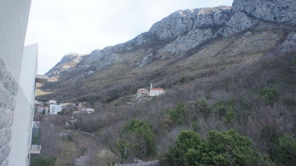 Дом площадью 1400 кв.м. с видом на море, лот 539