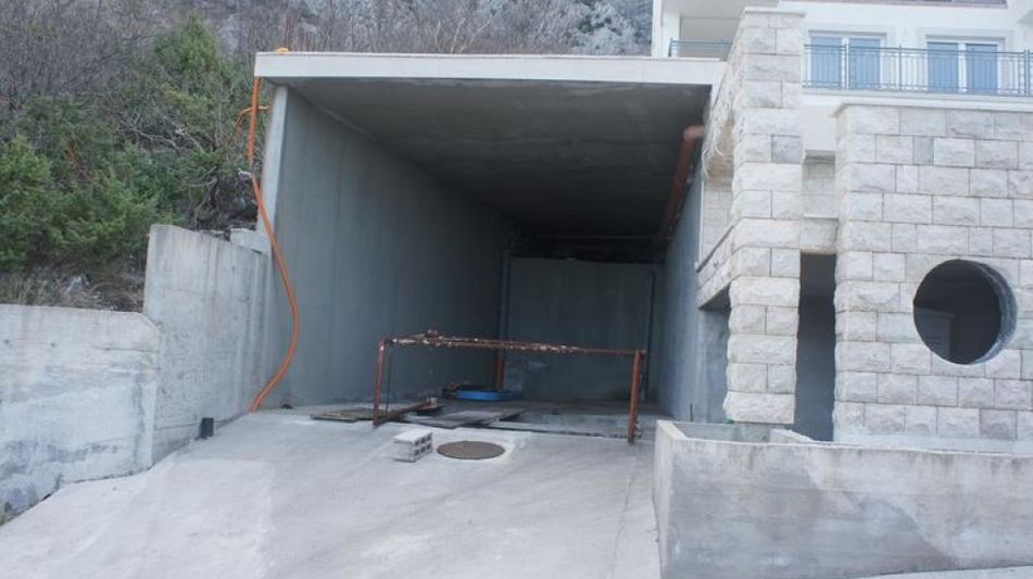 Дом площадью 1400 кв.м. с видом на море, лот 539