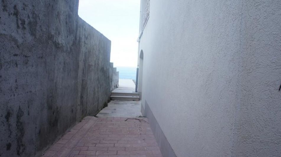 Дом площадью 1400 кв.м. с видом на море, лот 539