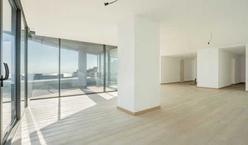 Квартира площадью 189 кв.м. с видом на море, лот 545