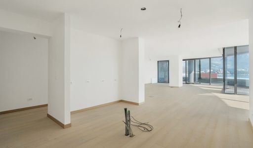 Квартира площадью 189 кв.м. с видом на море, лот 545