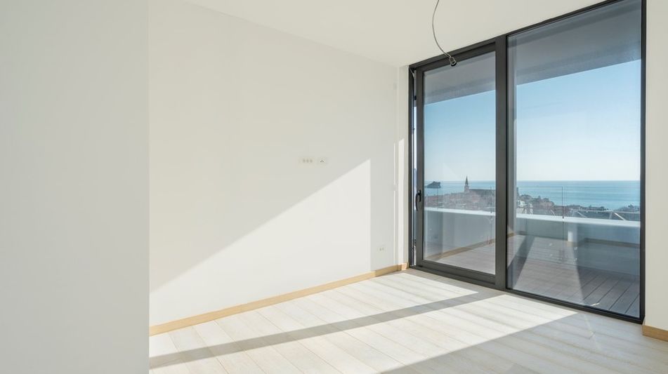 Квартира площадью 189 кв.м. с видом на море, лот 545