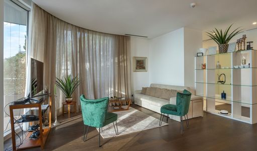 Квартира площадью 156 кв.м. с видом на море, лот 548