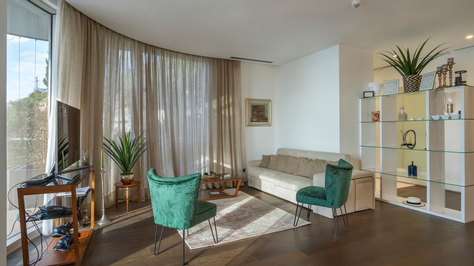 Квартира площадью 156 кв.м. с видом на море, лот 548