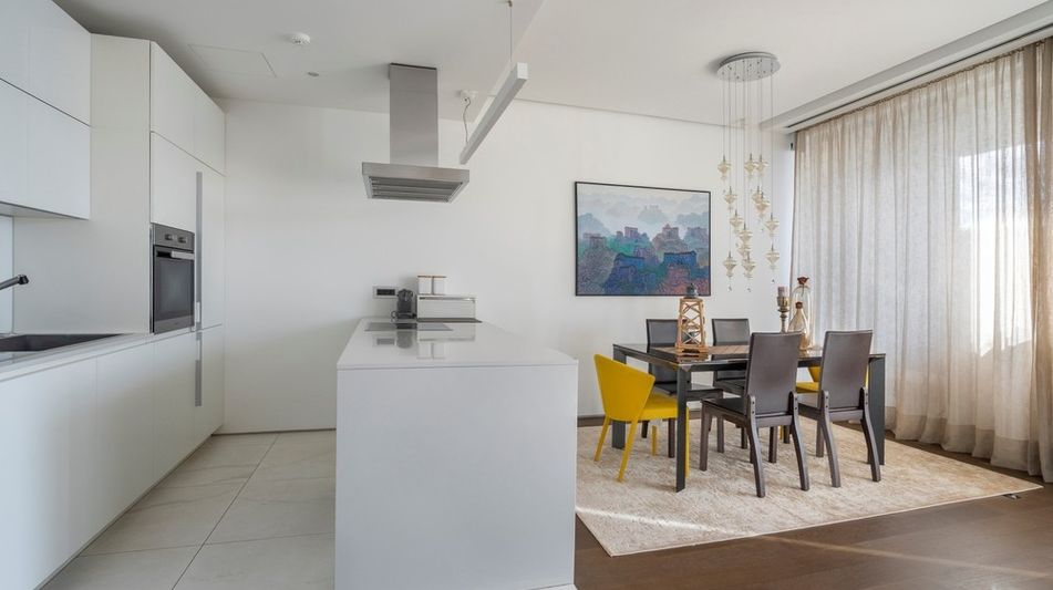 Квартира площадью 156 кв.м. с видом на море, лот 548