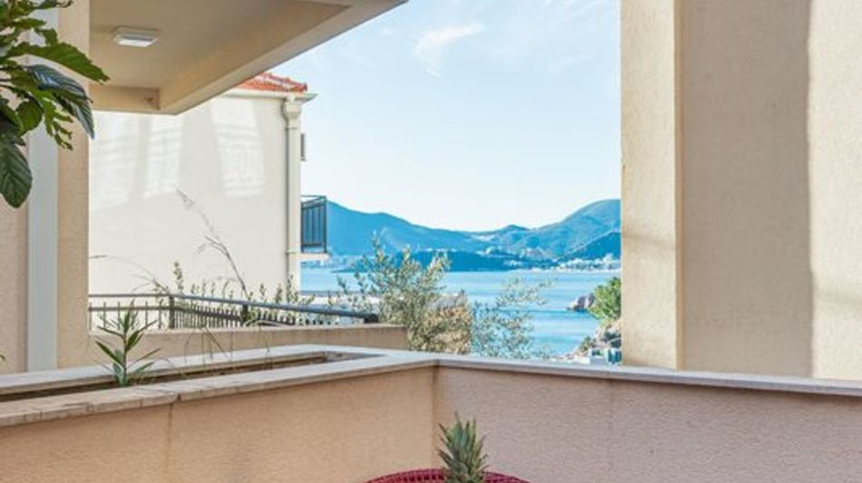 Квартира площадью 87 кв.м. с видом на море, лот 556