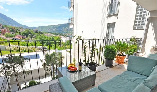 Квартира площадью 78 кв.м. с видом на море, лот 579