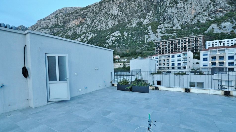 Квартира площадью 200 кв.м. с видом на море, лот 581