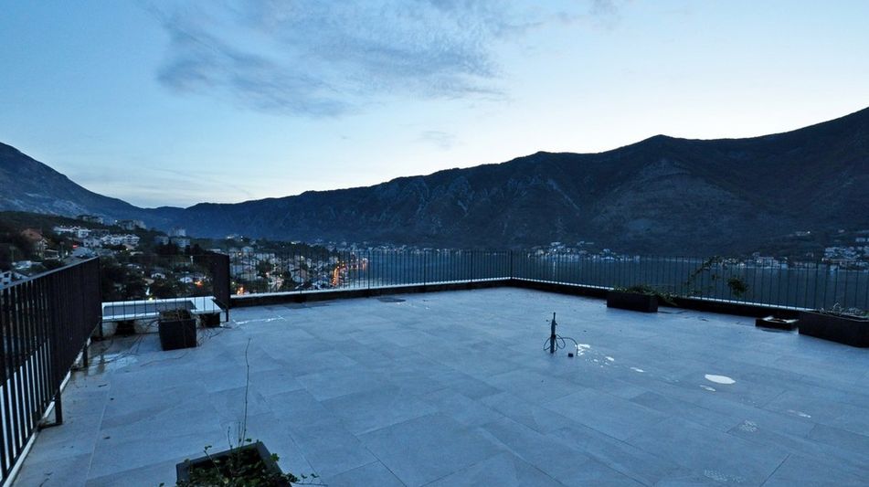 Квартира площадью 200 кв.м. с видом на море, лот 581