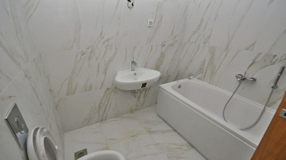 Квартира площадью 200 кв.м. с видом на море, лот 581