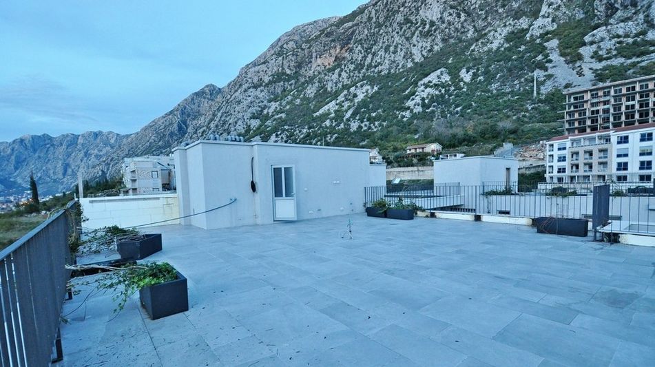 Квартира площадью 200 кв.м. с видом на море, лот 581