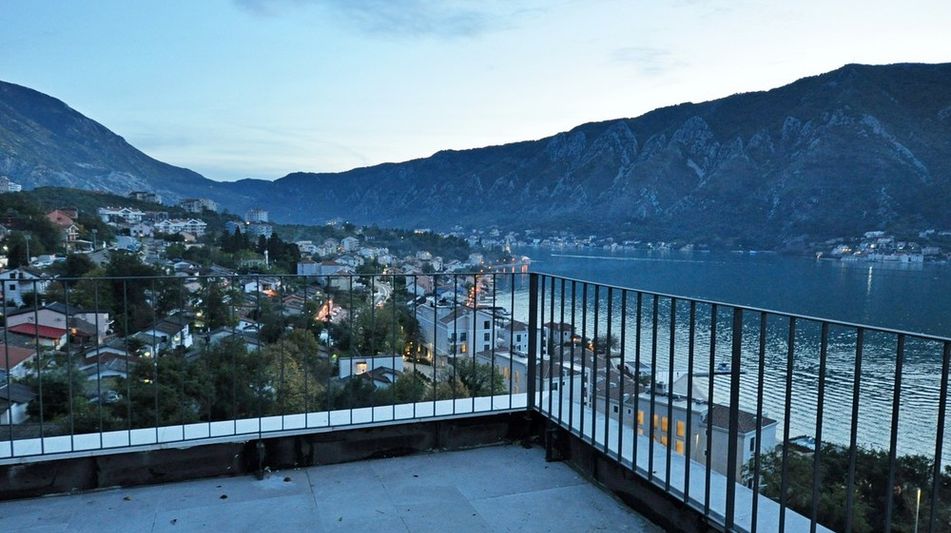 Квартира площадью 200 кв.м. с видом на море, лот 581